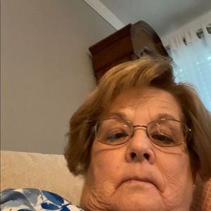 Meet your Posher, Joanne